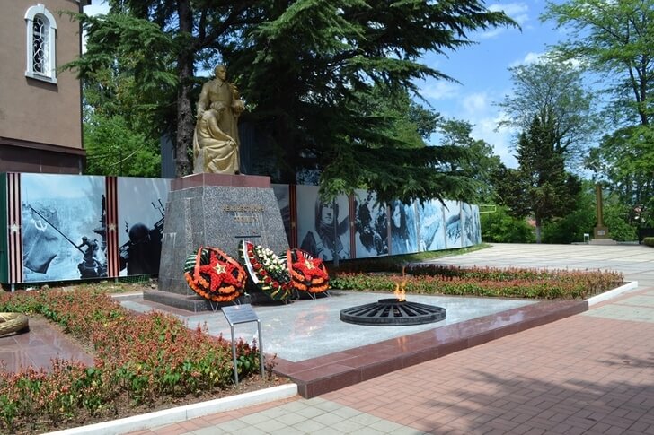 Горка Героев.