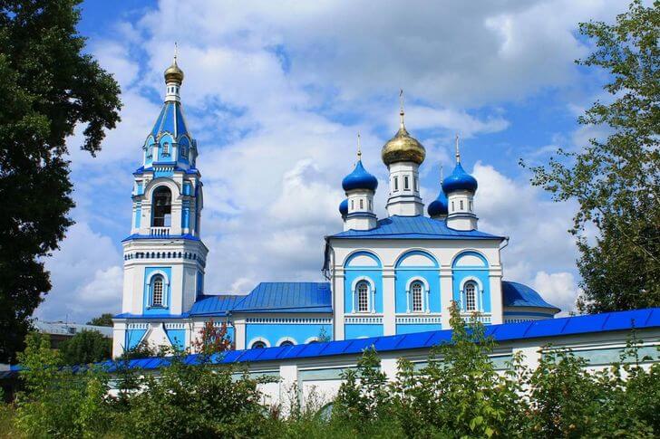 Скорбященская церковь.