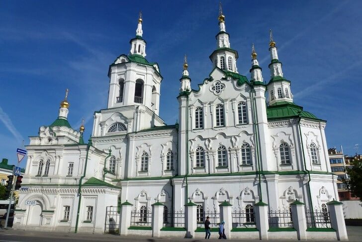 Спасская церковь.