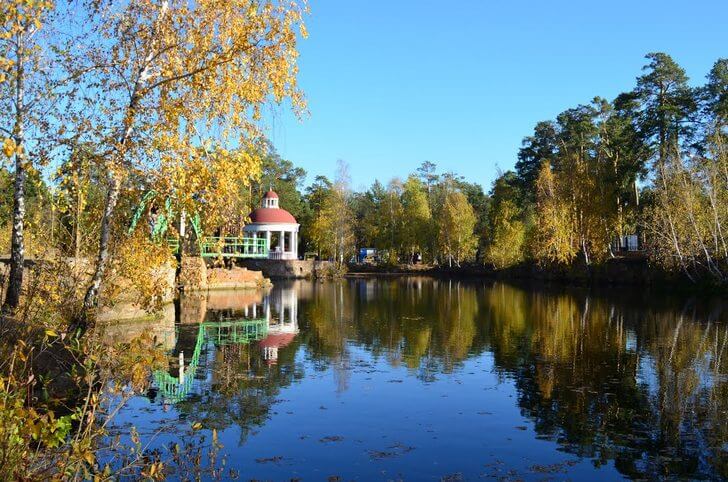 Парк имени Гагарина.