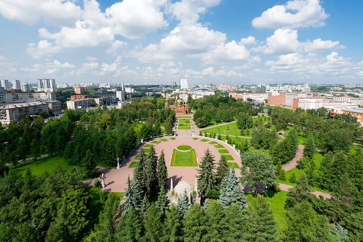 Алое поле.