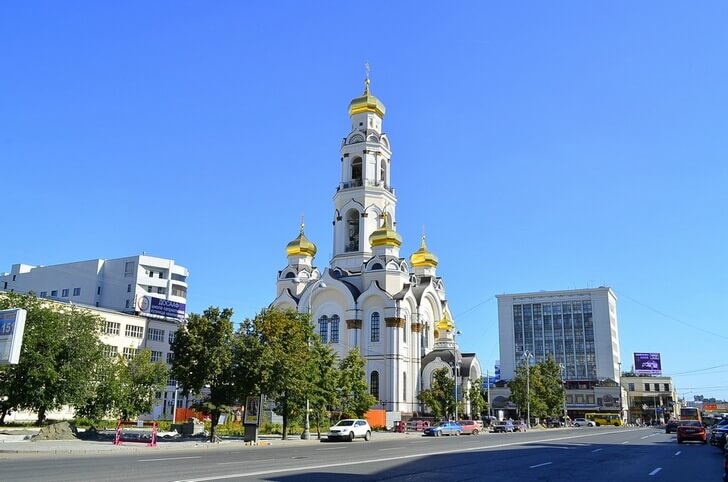Храм Большой Златоуст.