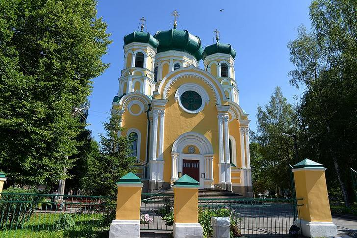 Собор Святого Апостола Павла.