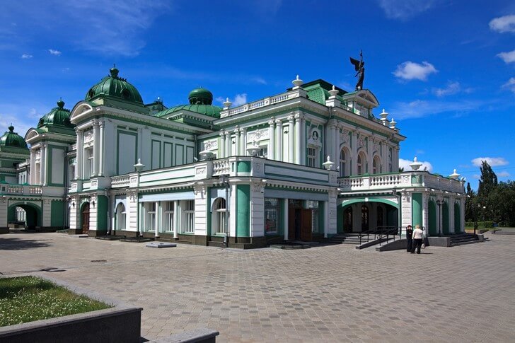 Омский академический театр драмы.
