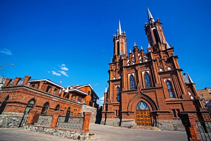 Католическая церковь Пресвятой Богородицы.