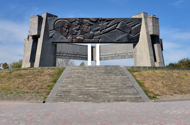 Мемориал «Огонь вечной Славы».