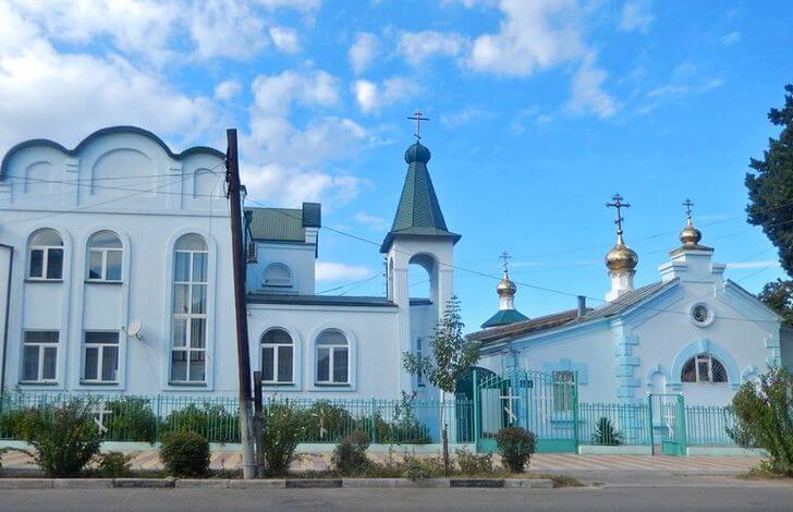 Церковь Покрова Пресвятой Богородицы.