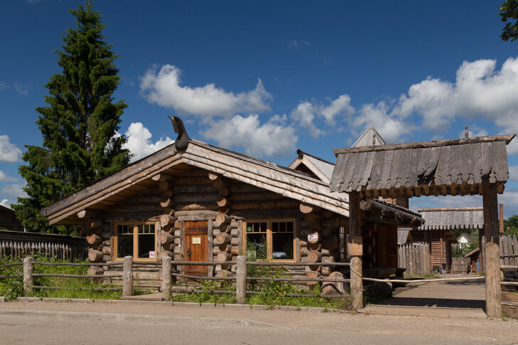 «Усадьба средневекового рушанина».