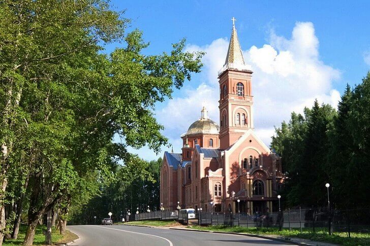 Церковь Христа Спасителя.