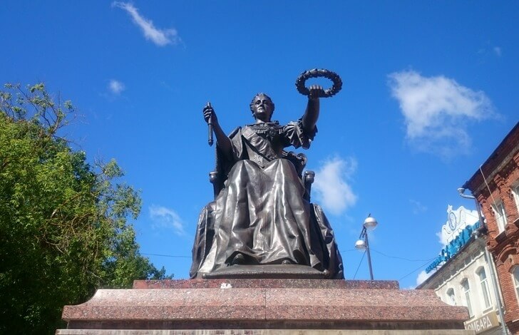 Памятник Екатерине II.