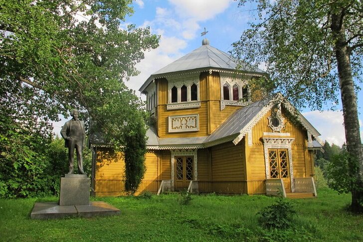 Академическая дача имени И. Е. Репина.