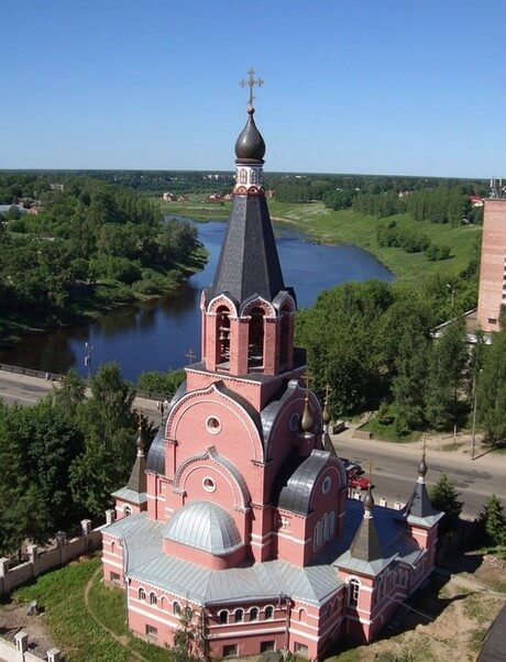 Храм Новомучеников и Исповедников Российских.