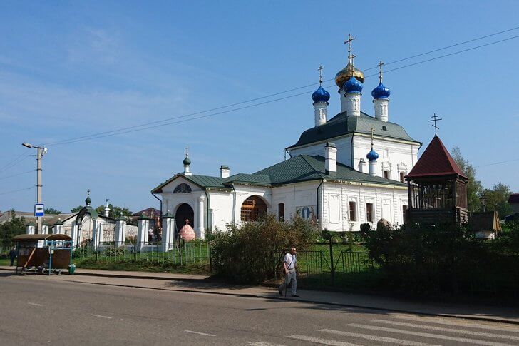 Спасо-Преображенская церковь.