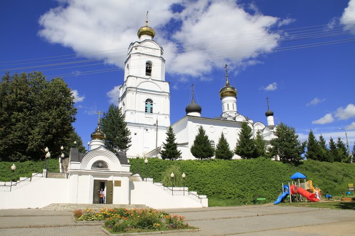 Свято-Троицкий собор.
