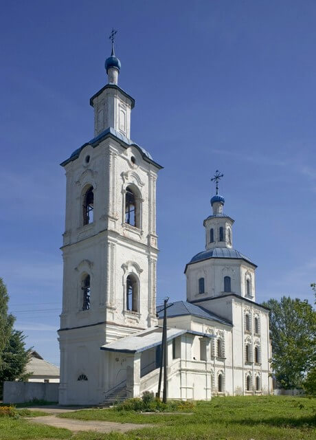 Введенская церковь.