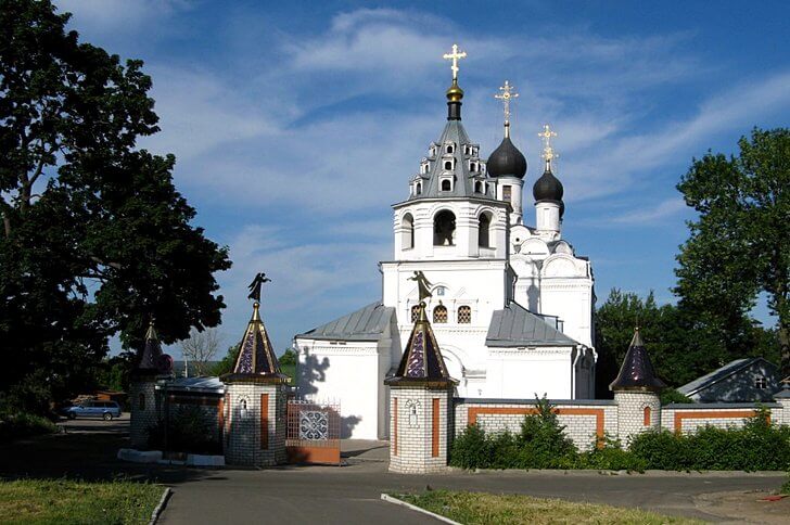 Петро-Павловский женский монастырь.