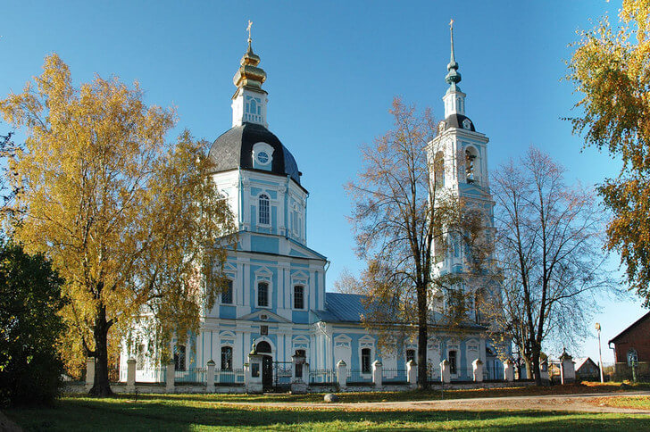Введенская церковь.
