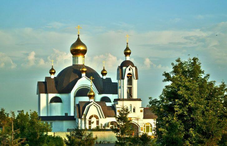 Храм Серафима Саровского.