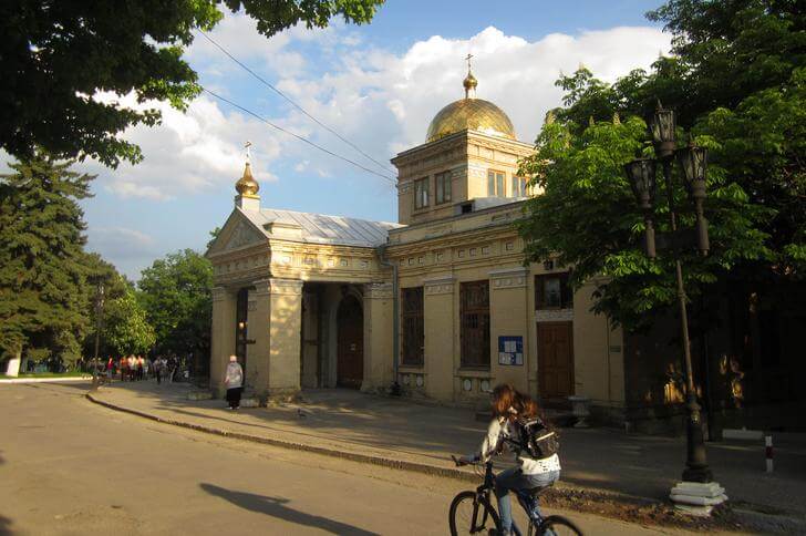 Храм Покрова Пресвятой Богородицы.
