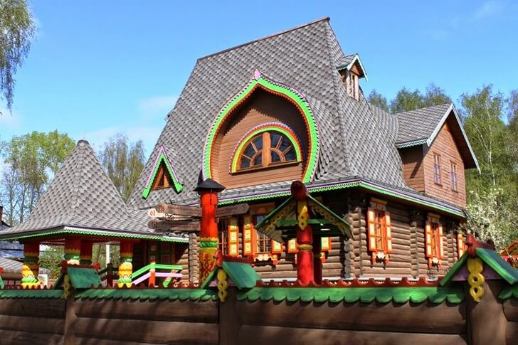 «Дом Берендея».