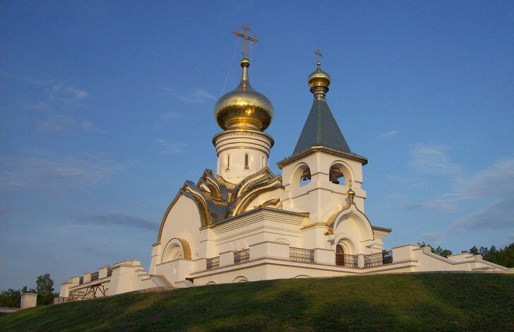 Храм Серафима Саровского.